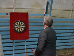 Соревновались в стрельбе и дартсе