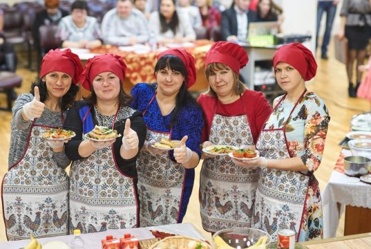Кулинарные поединки: «Вкусняшки» и «Чудесный повар»