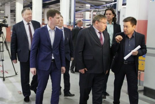 Павел Коньков обсудил ход реализации инвестпроектов с руководителями текстильных предприятий региона