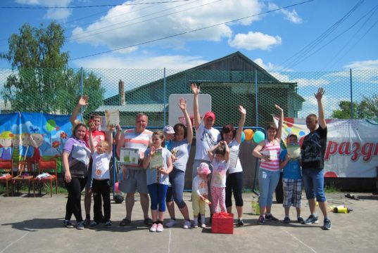 В д. Дегтярево Ивановского района прошел спортивный праздник в честь Дня России.