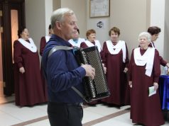 Губернатор поздравил с 30-летием областной совет ветеранов