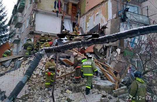 Станислав Воскресенский выехал на место обрушения дома в Юрьевце