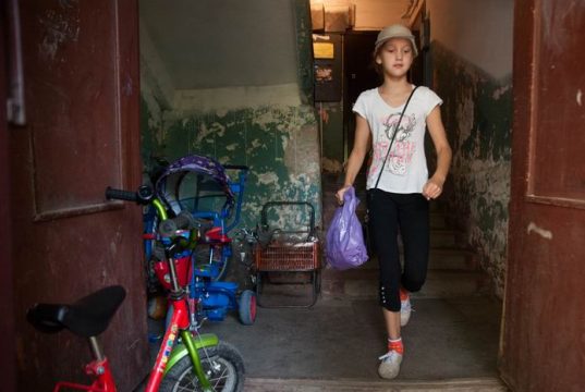 Баррикады в подъездах