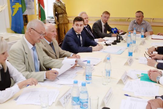 Станислав Воскресенский призвал глав муниципалитетов взять на личный контроль проблемы ветеранов