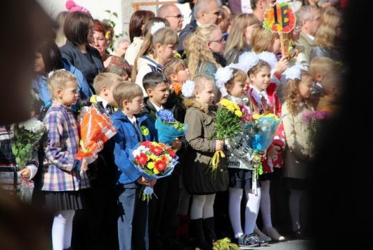 В местах праздничных мероприятий, посвященных началу учебного года, усилят меры безопасности
