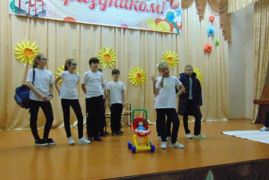 Школьники Ивановского района приняли участие в муниципальном этапе конкурса «Самый яркий»