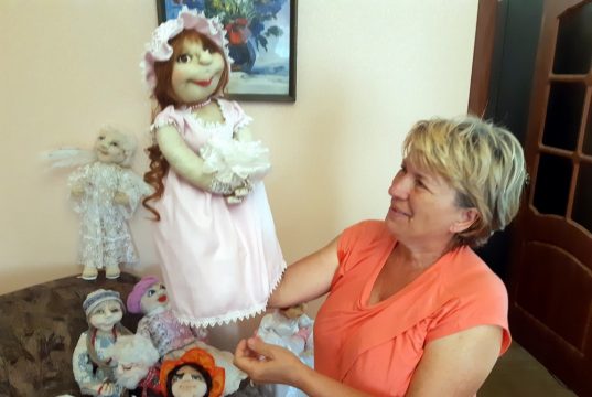 «Я отношусь к куклам, как к живым»