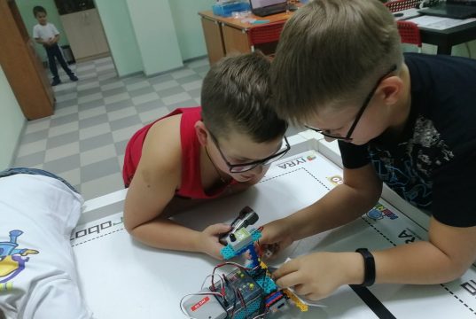 27 января открываются учреждения допобразования для школьников