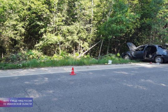 В Ивановском районе водитель легкового автомобиля сбил велосипедиста и скрылся.