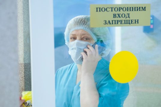Действие норм безопасности при посещении торговых центров и учреждений культуры продляется
