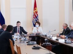 Станислав Воскресенский в рамках отчета о работе правительства на заседании областного парламента: «Мы все вместе учились работать в новых условиях в 2020 году»