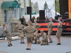 «Бессмертный полк», чеканя шаг, прошел по Ново-Талицам