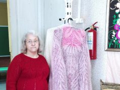 За петелькою — петелька