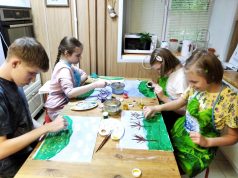 Светлана Зелинская: «Мы помогаем им войти в эту жизнь»