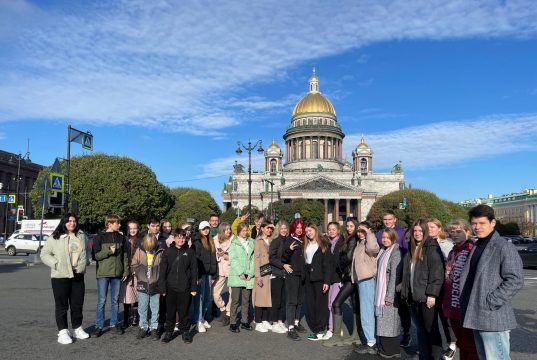 Школьники Ивановского района путешествуют по России