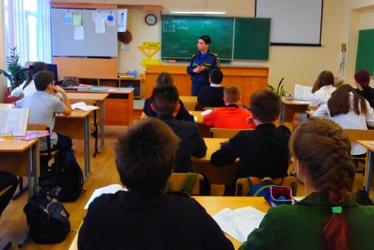 Единый день профилактики прошел в Коляновской средней школе