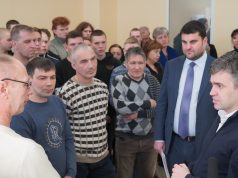 Станислав Воскресенский на встрече с работниками автотранспортных предприятий обозначил приоритеты дорожно-строительного сезона 2023 года