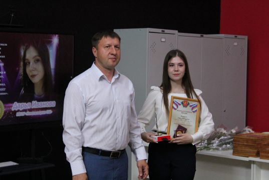 Лучших выпускников школ Ивановского района чествовали в Ново-Талицах