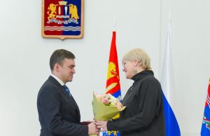 Станислав Воскресенский вручил государственные награды выдающимся жителям региона