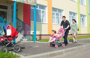 Первые семьи уже получают сертификаты на региональный студенческий материнский капитал – 1 млн рублей