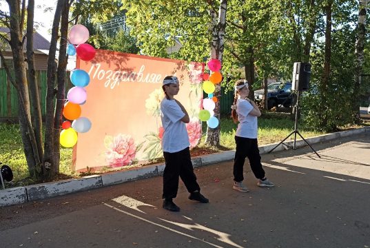 «Родные дали, родная земля – тебе посвящаем танцы и песни…»