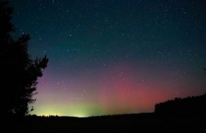 В окрестностях деревни Ярлыково Ивановского района наблюдали полярное сияние