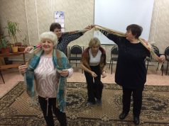 Танцетерапия объединила представителей старшего поколения