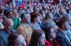 Станислав Воскресенский призвал местных депутатов нового созыва на муниципальном уровне подключиться к работе по обеспечению доступности медицинской помощи в первичном звене здравоохранения
