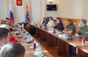 Станислав Воскресенский обсудил с активистами ОНФ реализацию социальных и инфраструктурных проектов в регионе