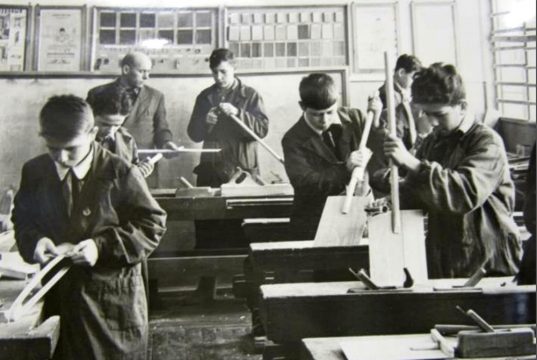 Дом для нескольких поколений, или школа в Глинищеве на пороге века (2 –я часть)