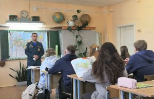 В Коляновской средней школе ребятам рассказали о необходимости использования пожарных извещателей