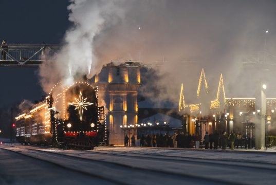 На фестивале «Русское Рождество» собрали более пяти тонн гумпомощи для наших военнослужащих