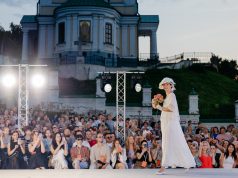 Более 45 дизайнеров показали свои коллекции на XX Международном фестивале моды «Плёс на Волге. Льняная палитра»