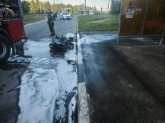 В Ивановском округе мотоциклист не справился с управлением и съехал с дороги