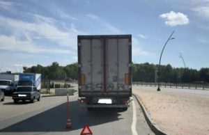 Молодой человек оказался под колесами автомобиля в Ивановском округе