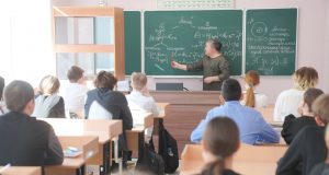 В Ивановской области поощрят педагогов, чьи ученики получили высокие баллы на ЕГЭ