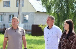Сергей Низов оценил новые общественные пространства в д.Прислониха