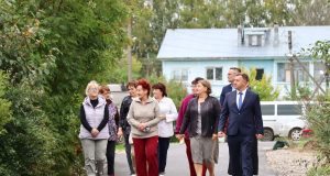 Сергей Низов оценил качество работ по благоустройству в деревне Куликово